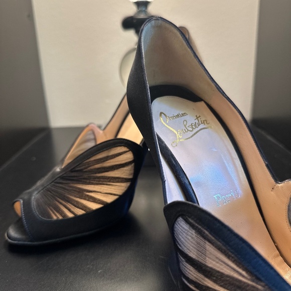 Christian Louboutin Black ‘Papilipi 100 Crepe Satin’ Heels - Picture 1 of 3